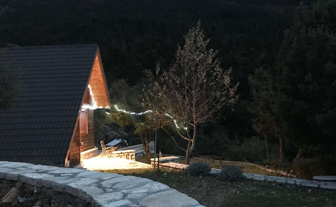 Chalet In The Forest Kalavryta Esterno foto